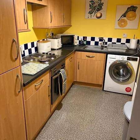 Town Centre Cosy Apartman *